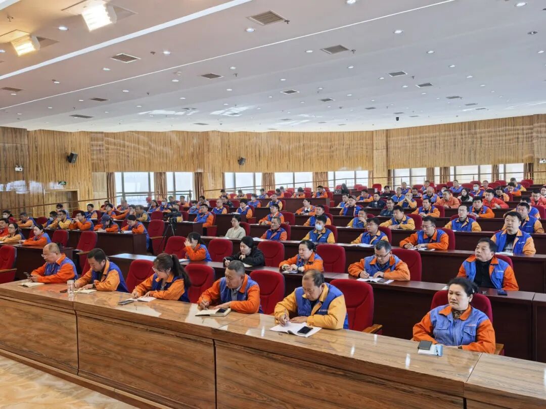 20260407潔晶集團舉辦職工法律意識與保密職責專題培訓講座3