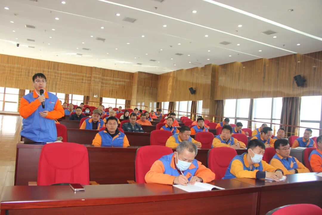 20260407潔晶集團舉辦職工法律意識與保密職責專題培訓講座7